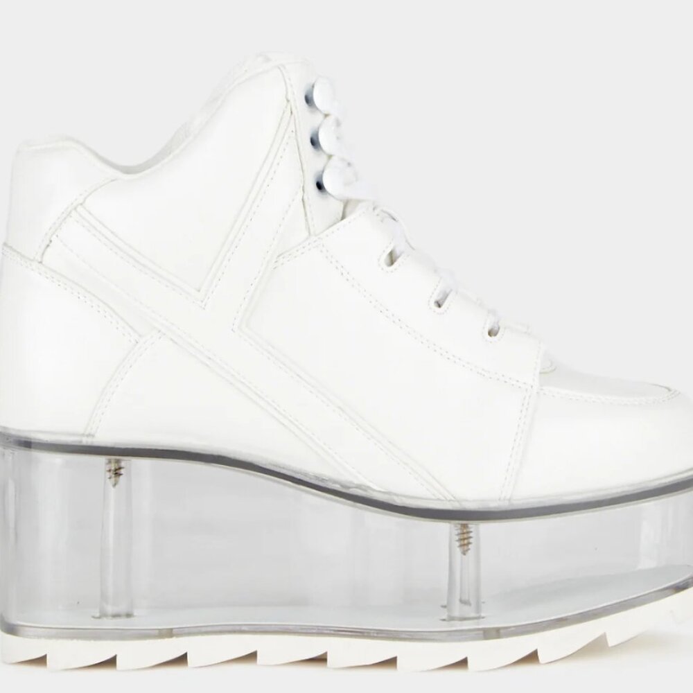 YRU White Qozmo Qloud Platform Sneakers
